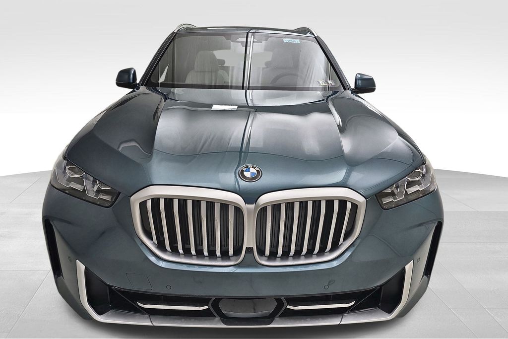 Vehicle image 3 of 31