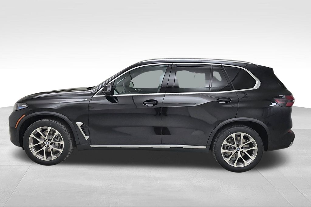 Vehicle image 9 of 31