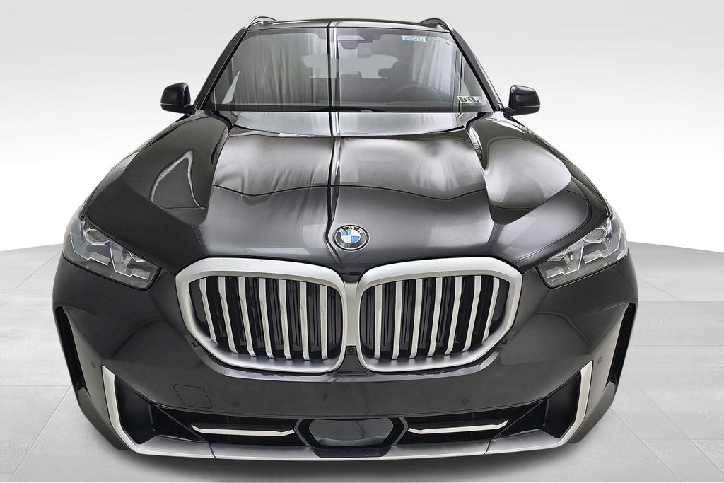 Vehicle image 3 of 31
