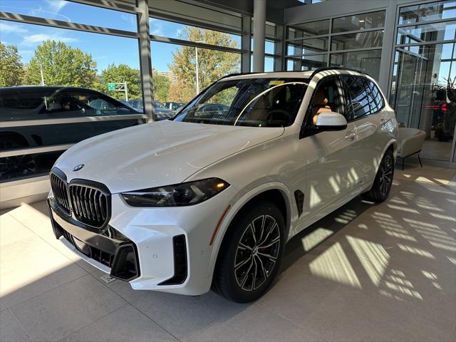 2026 BMW X5 xDrive40i Image 1 of 15