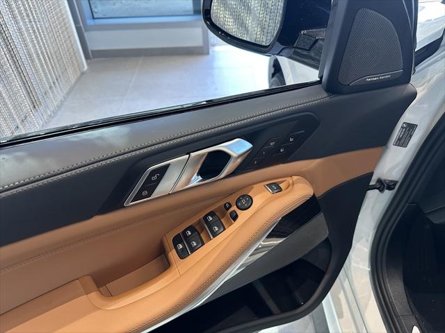 2026 BMW X5 xDrive40i Image 14 of 15