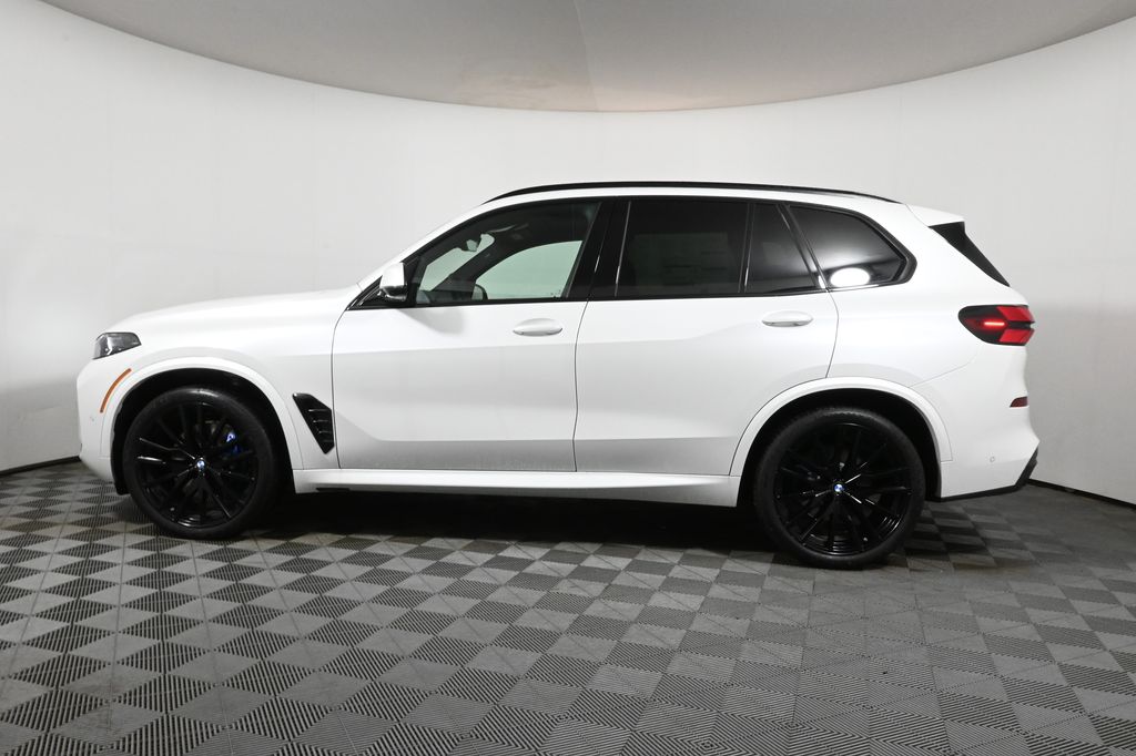 Vehicle image 8 of 45