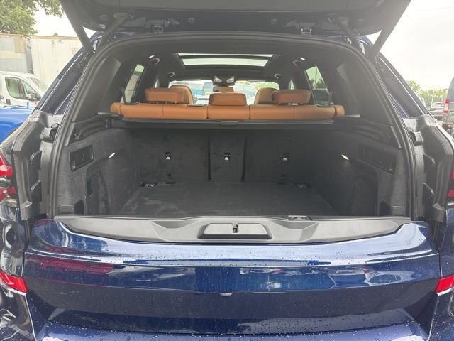 2026 BMW X5 xDrive40i Image 8 of 44
