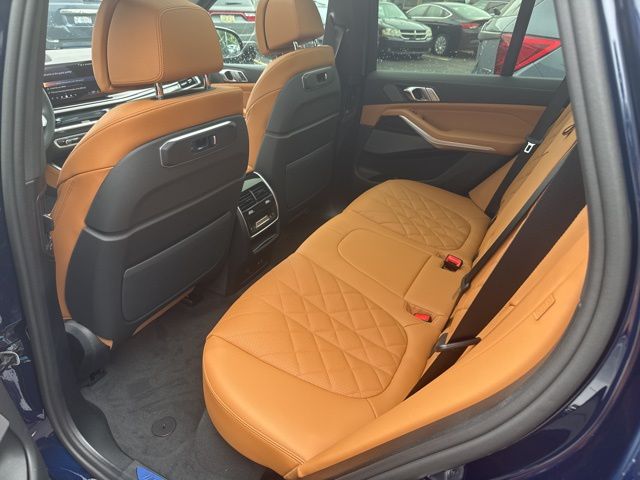 2026 BMW X5 xDrive40i Image 9 of 44