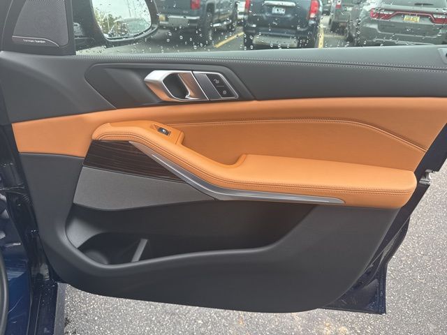 2026 BMW X5 xDrive40i Image 28 of 44