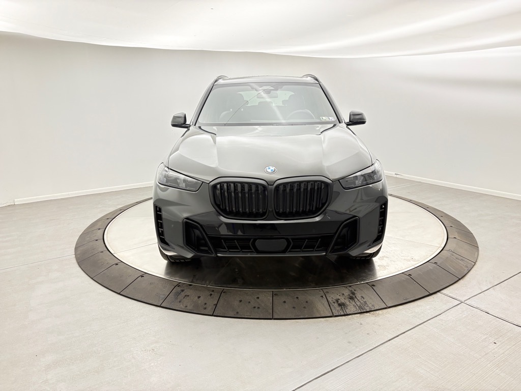 Vehicle image 2 of 7
