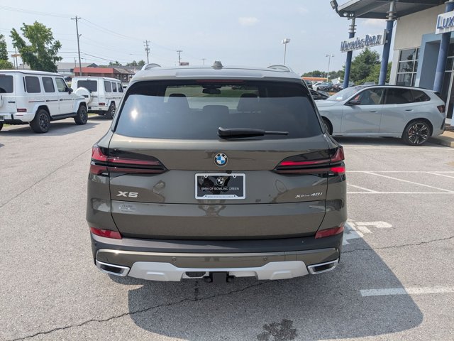 Vehicle image 6 of 38