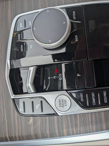 Vehicle image 16 of 38