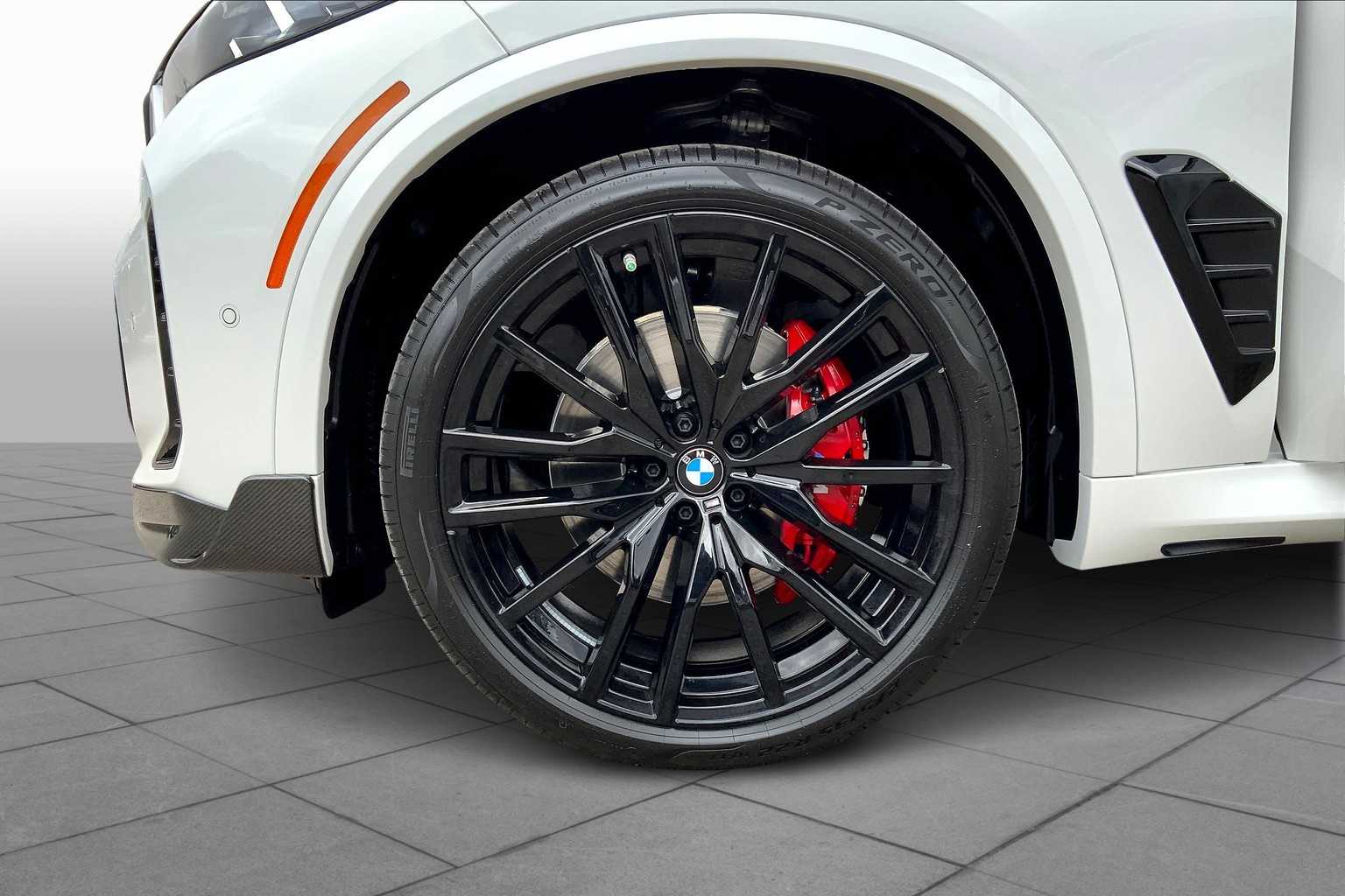 Vehicle image 12 of 20