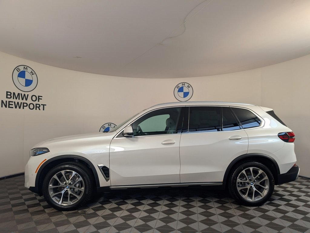 Vehicle image 8 of 58
