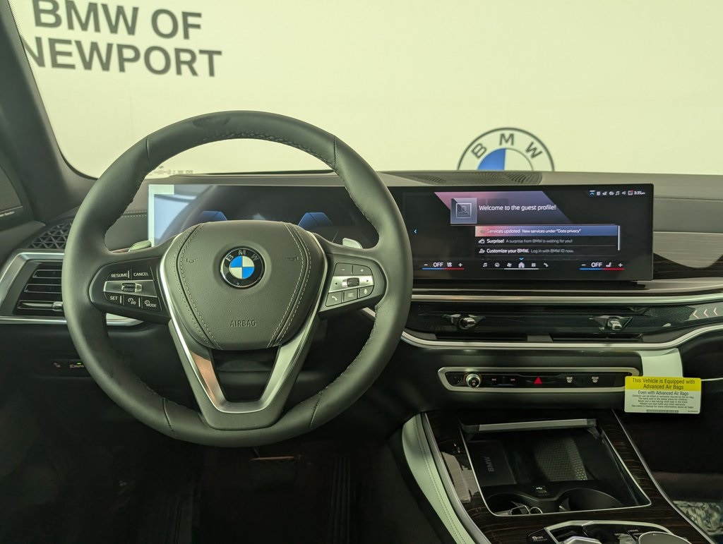 Vehicle image 16 of 58