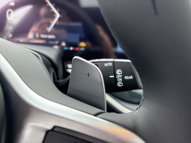 2026 BMW X5 xDrive40i Image 34 of 46