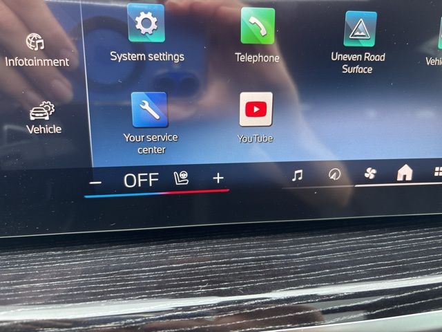 2026 BMW X5 xDrive40i Image 37 of 46