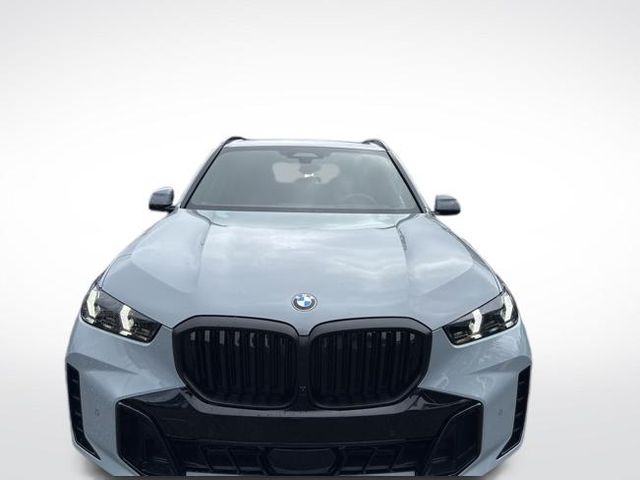 2026 BMW X5 xDrive40i Image 2 of 46