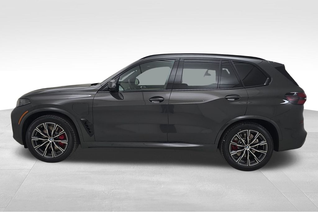 Vehicle image 9 of 32