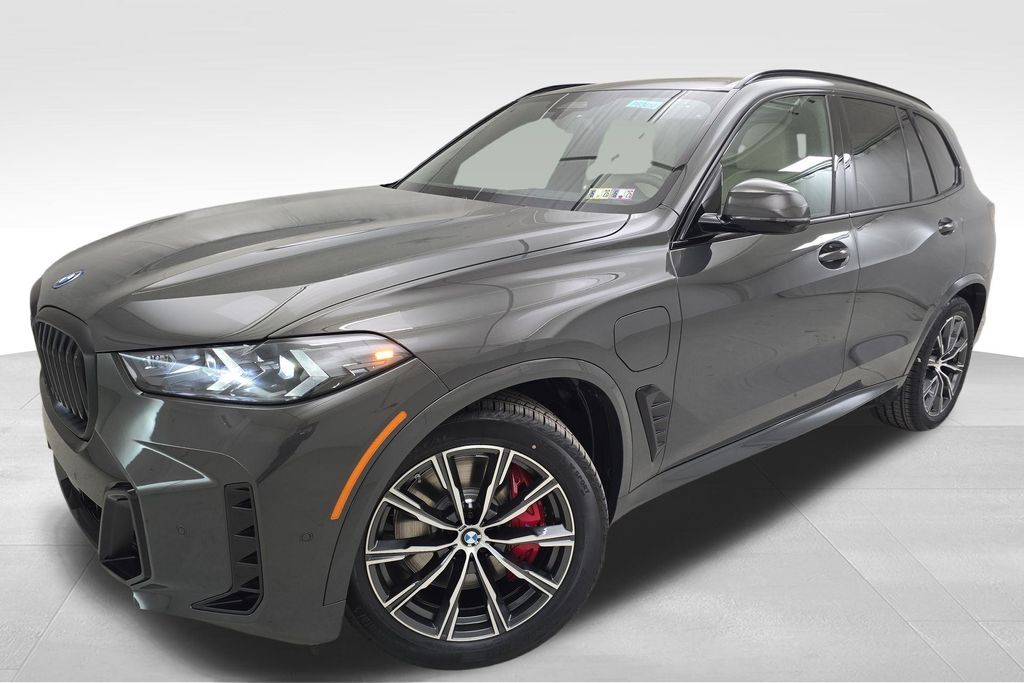 Vehicle image 1 of 32
