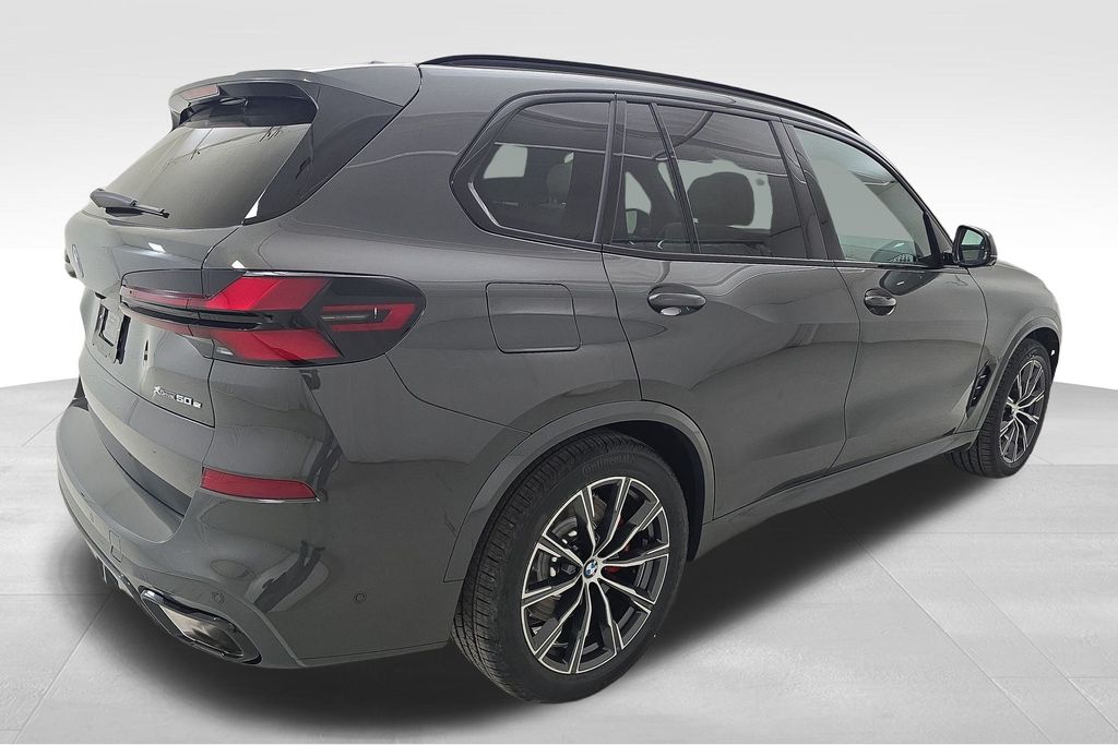 Vehicle image 6 of 32
