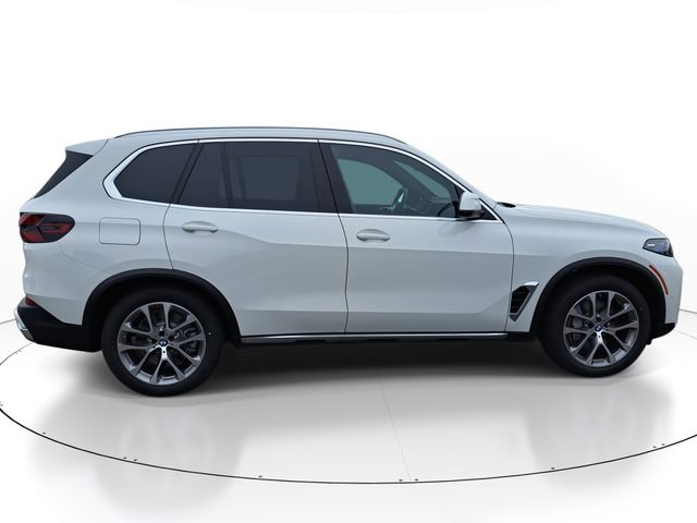 Vehicle image 4 of 37