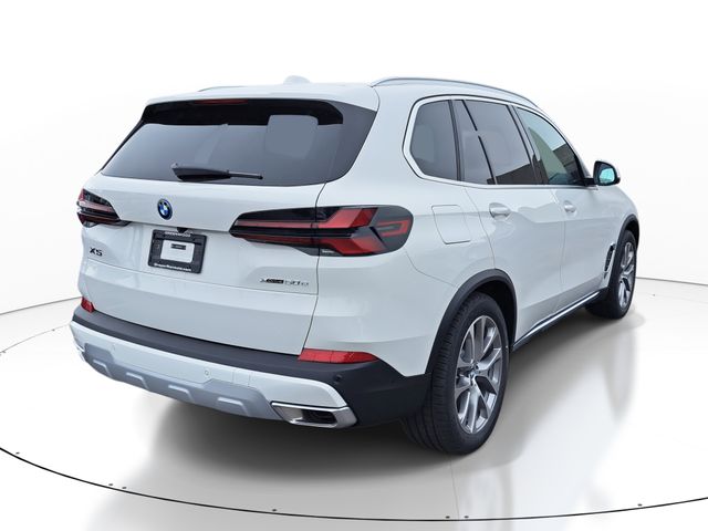 Vehicle image 5 of 37
