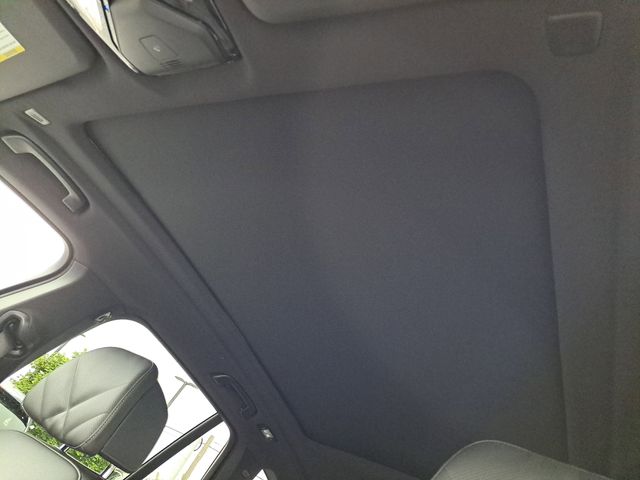 Vehicle image 14 of 37