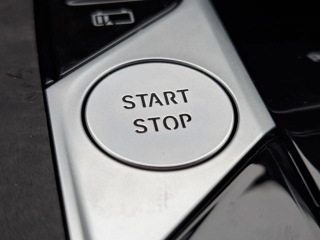 Vehicle image 24 of 37