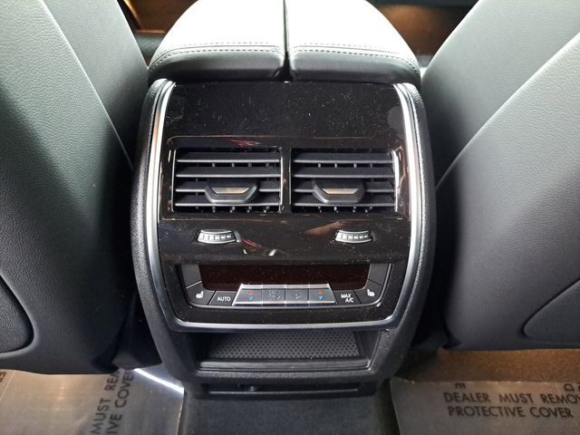 Vehicle image 30 of 37