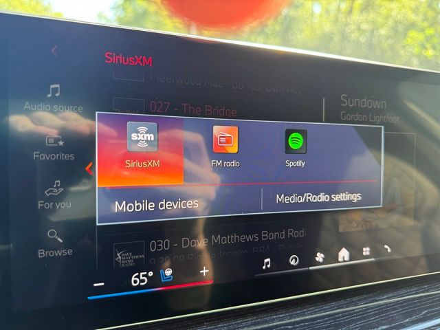 2026 BMW X5 xDrive50e Image 20 of 44