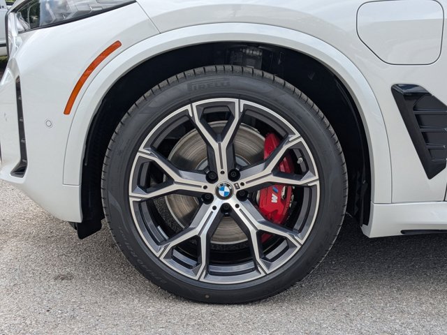 Vehicle image 9 of 38