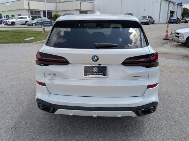 Vehicle image 7 of 38