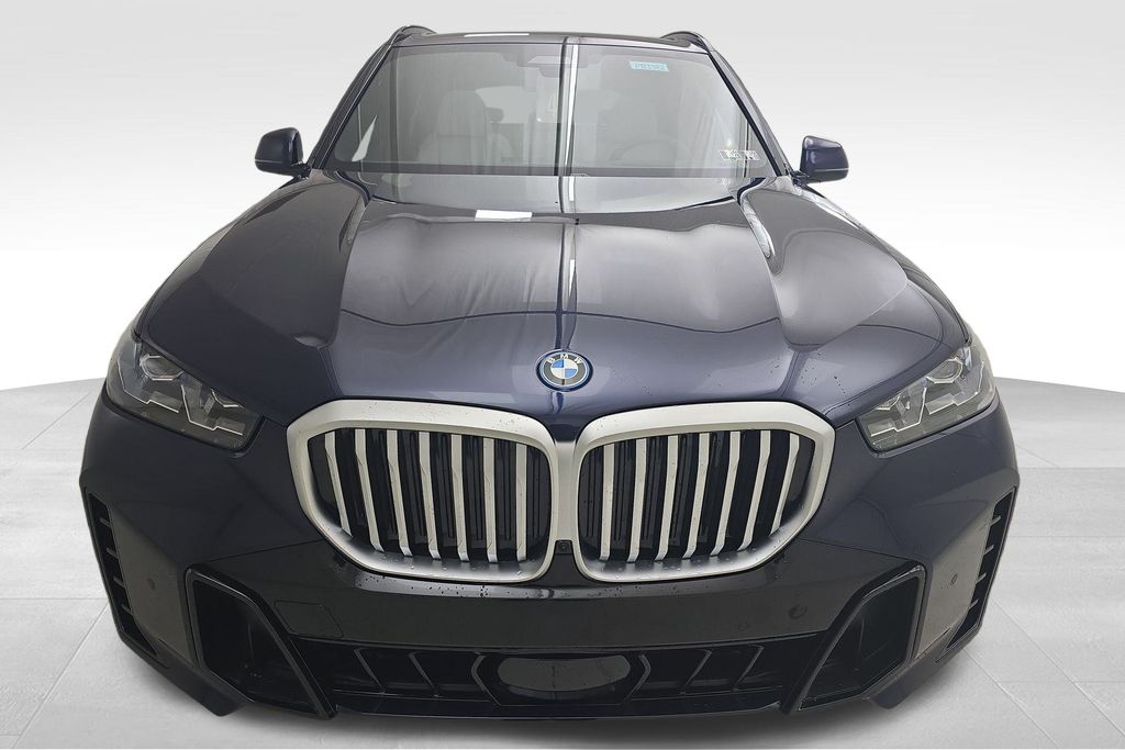 Vehicle image 3 of 31