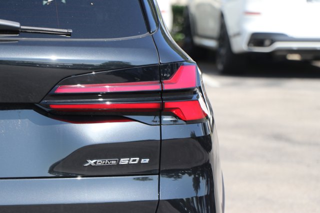 Vehicle image 12 of 38