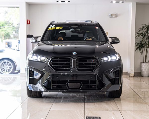 2026 BMW X5 M Competition Image 2 of 39