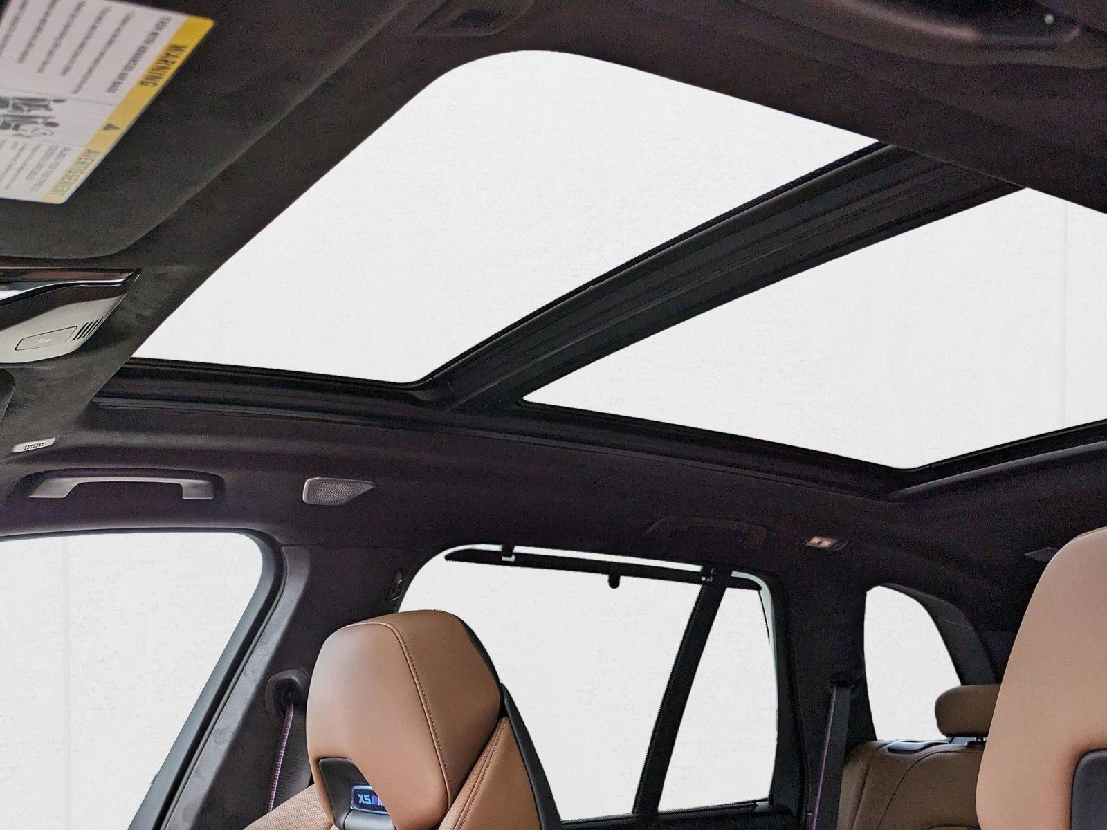 Vehicle image 13 of 19