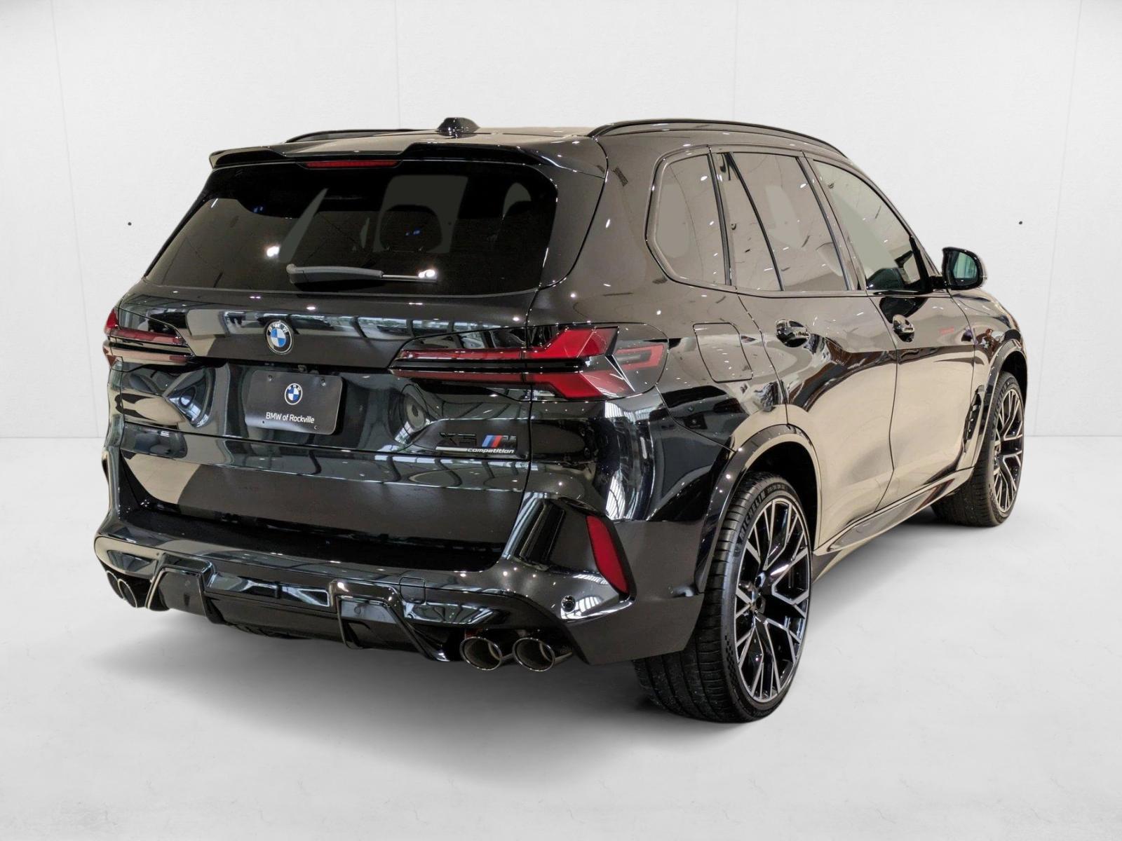 Vehicle image 4 of 19
