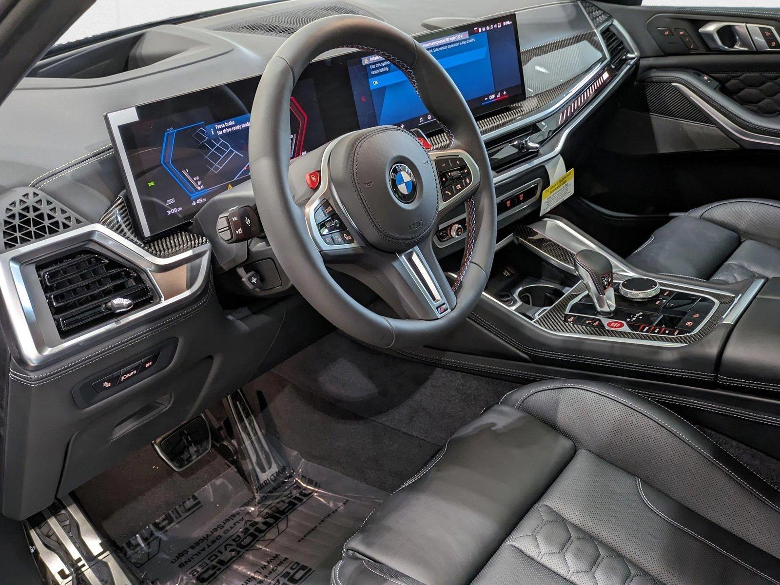 Vehicle image 12 of 19