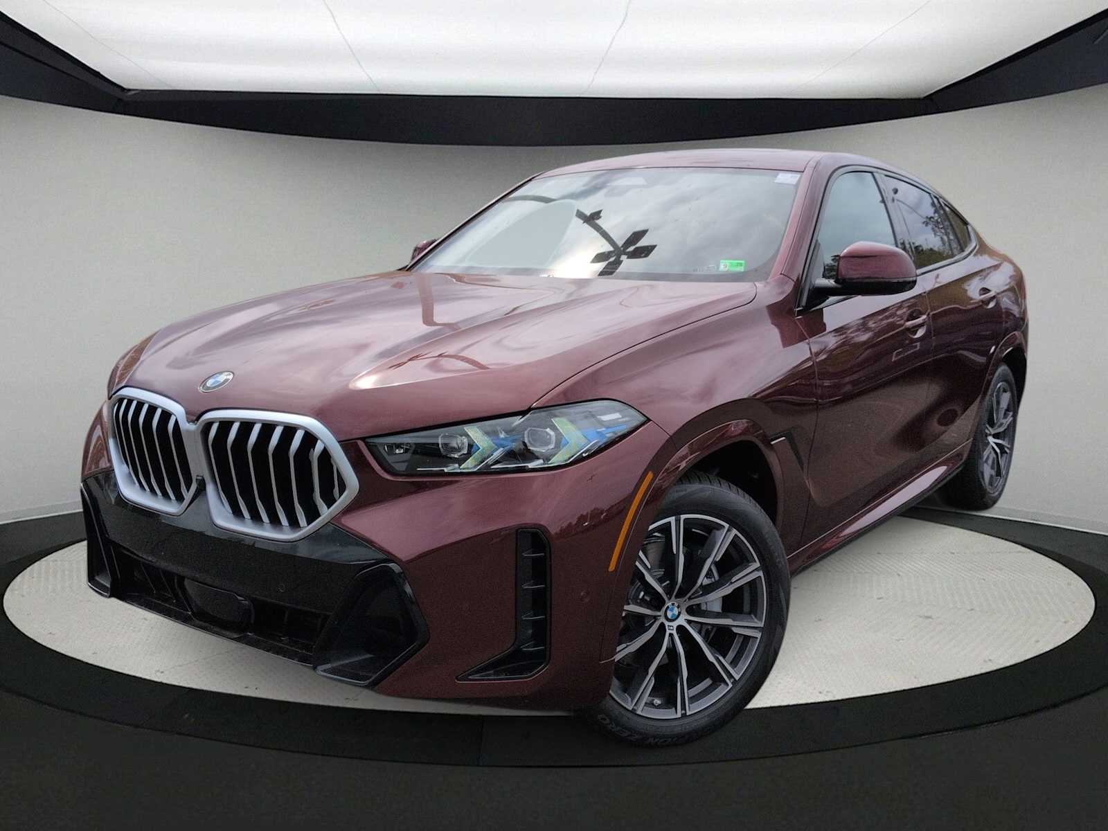 2026 BMW X6 xDrive40i Image 2 of 39