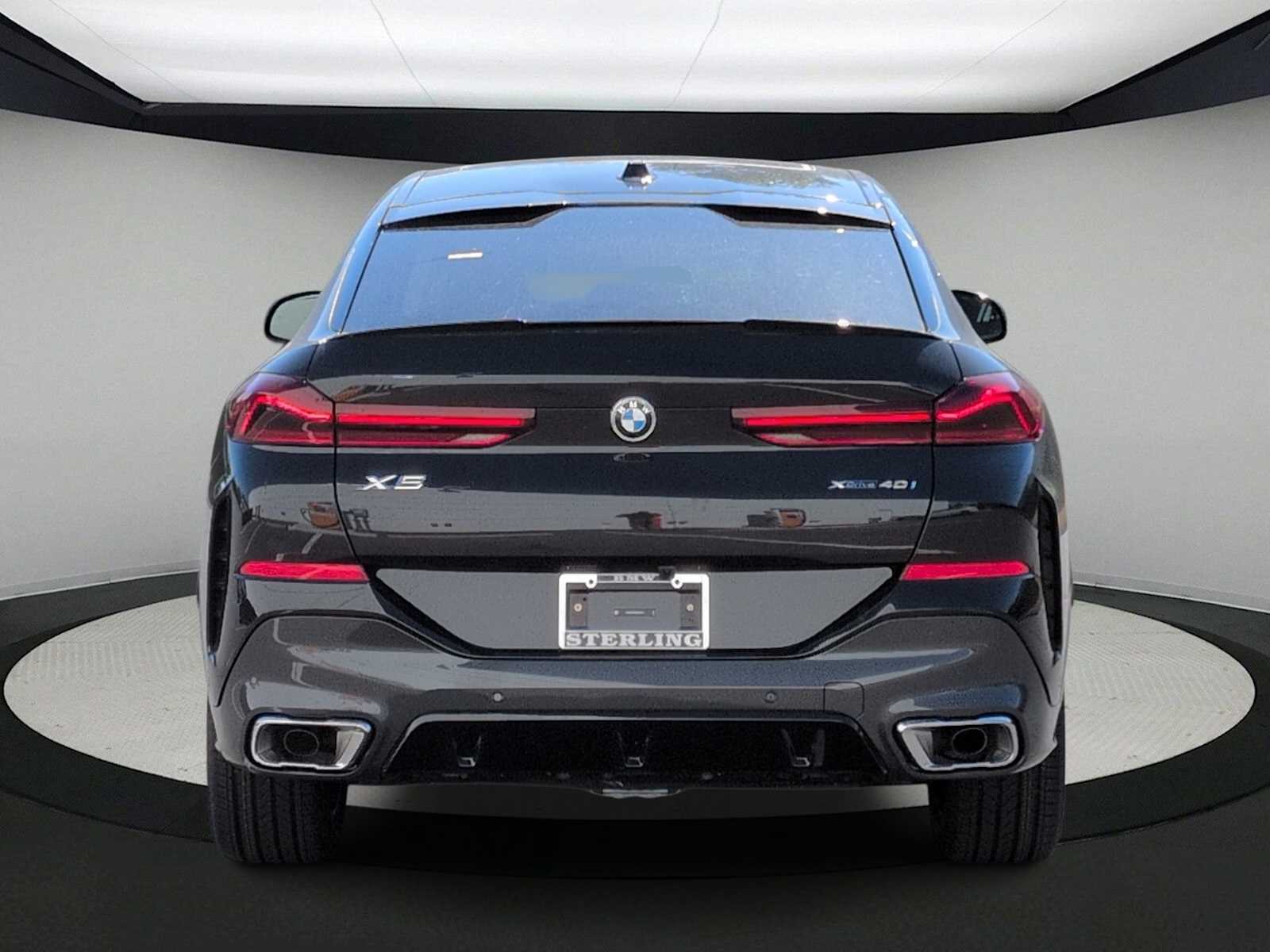 2026 BMW X6 xDrive40i Image 7 of 39