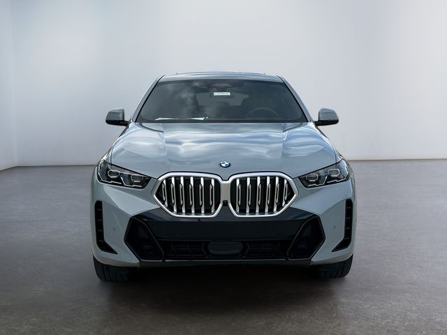 2026 BMW X6 xDrive40i Image 4 of 31