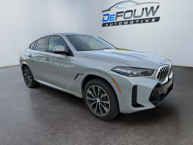 2026 BMW X6 xDrive40i Image 2 of 31