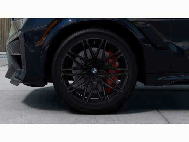 Vehicle image 16 of 44