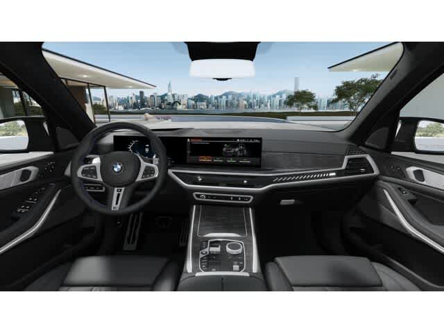 2026 BMW X7 M60i Image 9 of 14