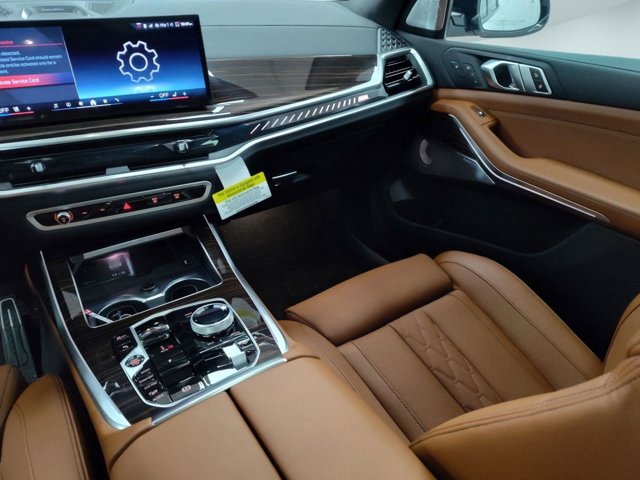 2026 BMW X7 M60i Image 29 of 29