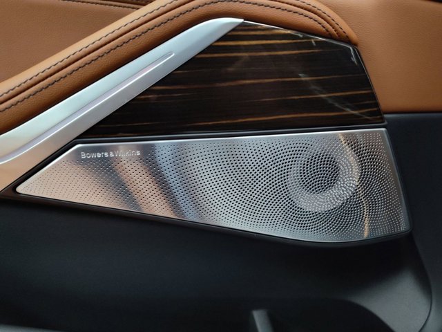 2026 BMW X7 M60i Image 23 of 29