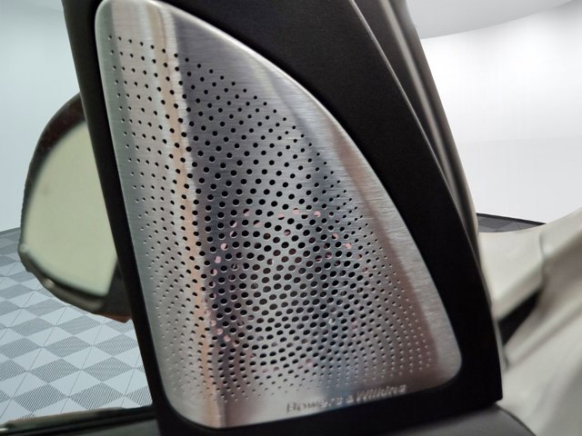 2026 BMW X7 M60i Image 24 of 29