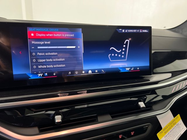 2026 BMW X7 M60i Image 24 of 38