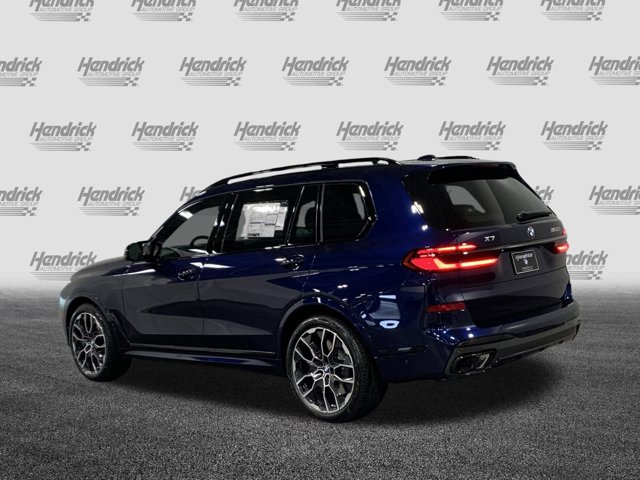 2026 BMW X7 M60i Image 7 of 31