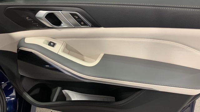 2026 BMW X7 M60i Image 24 of 31
