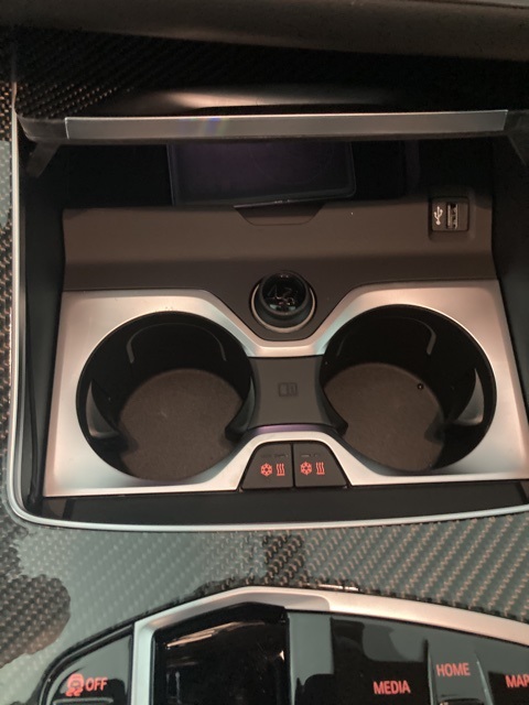 Vehicle image 18 of 40