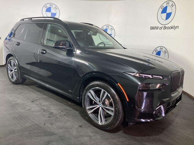 Vehicle image 4 of 40