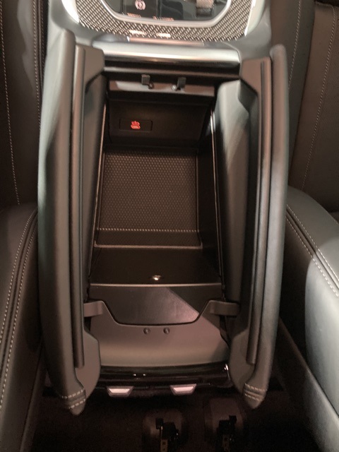 Vehicle image 19 of 40